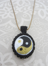 hanger yin yang zw/wit